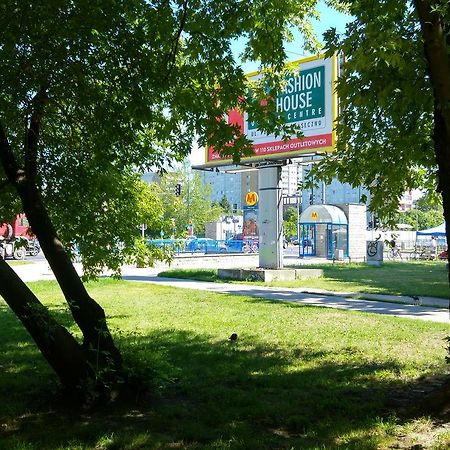 Rent0Nline Niepodleglosci Rooms Metro Варшава Екстер'єр фото