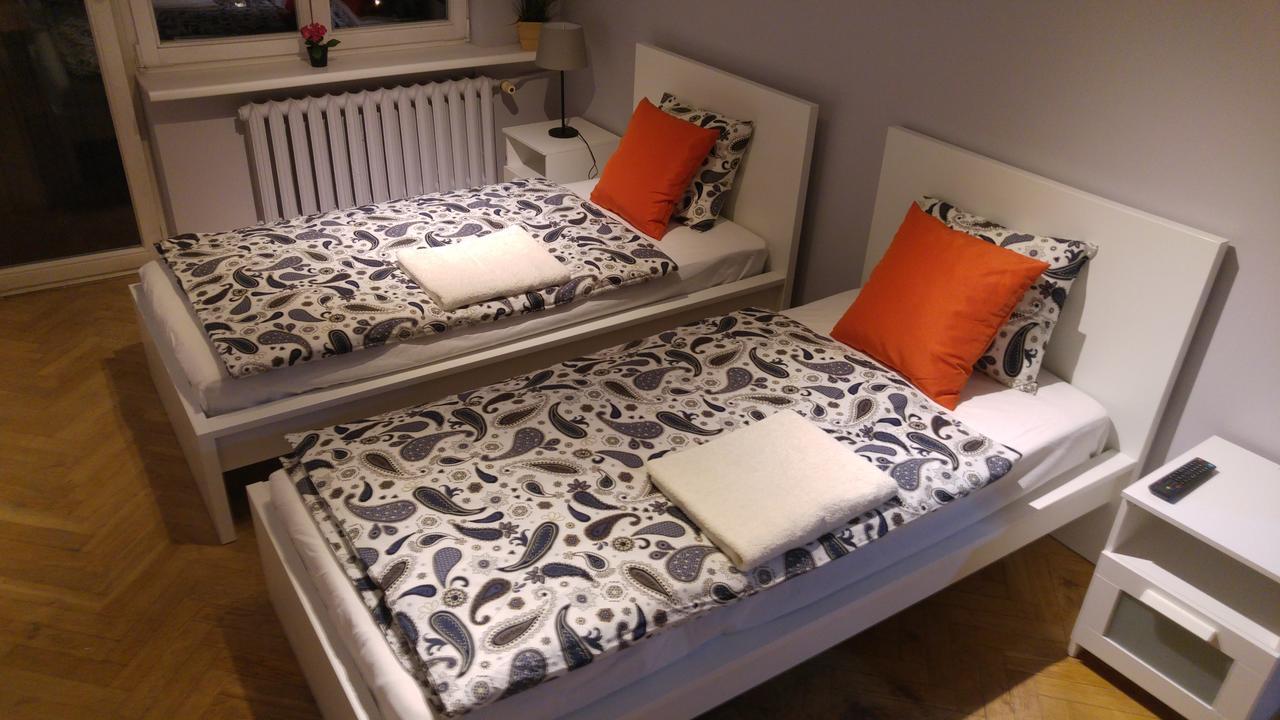 Rent0Nline Niepodleglosci Rooms Metro Варшава Екстер'єр фото