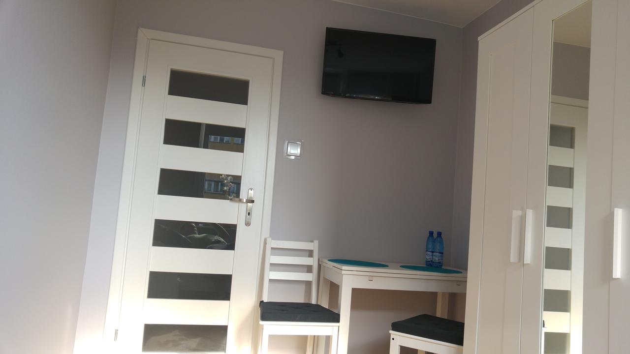 Rent0Nline Niepodleglosci Rooms Metro Варшава Екстер'єр фото