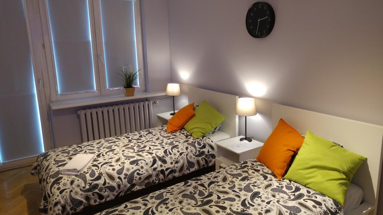 Rent0Nline Niepodleglosci Rooms Metro Варшава Екстер'єр фото
