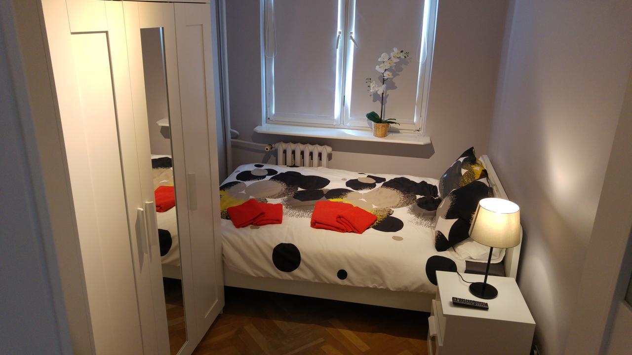 Rent0Nline Niepodleglosci Rooms Metro Варшава Екстер'єр фото